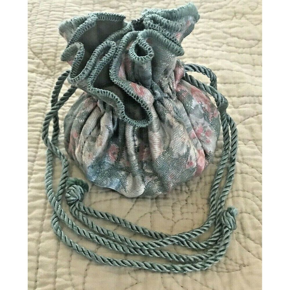 Jewelry Organizer Design 8 Pockets Drawstring Bag